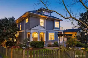 920 4th Ave N, Seattle, WA 98109 - Photo 2