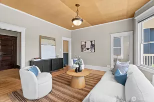920 4th Ave N, Seattle, WA 98109 - Photo 12
