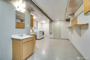 4017 N 9th St, Tacoma, WA 98406 - Photo 32