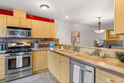 15508 35th Avenue W #B5, Lynnwood, WA 98087 - Photo 14