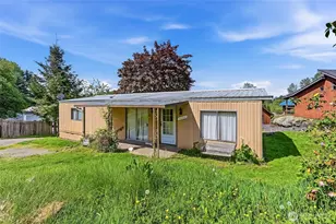 32711 Commission Ave, Black Diamond, WA 98010 - Photo 2