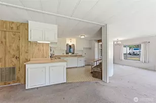 32711 Commission Ave, Black Diamond, WA 98010 - Photo 12
