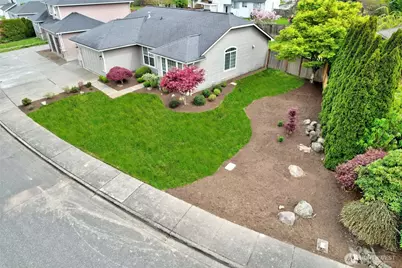 6511 55th Drive NE, Marysville, WA 98203 - Photo 2
