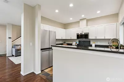 441 S 51st Court, Renton, WA 98055 - Photo 16