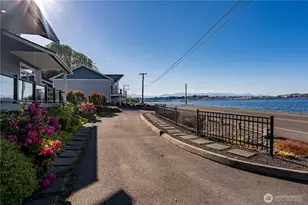 1253 Beach Dr E, Port Orchard, WA 98366 - Photo 6