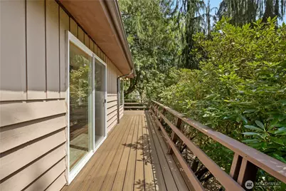 3061 NE 203rd Street, Lake Forest Park, WA 98155 - Photo 10