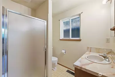 3061 NE 203rd Street, Lake Forest Park, WA 98155 - Photo 16