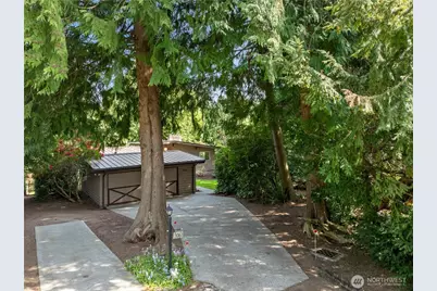 3061 NE 203rd Street, Lake Forest Park, WA 98155 - Photo 1