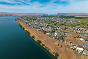 512 SW Island View, Mattawa, WA 99349 - Photo 1