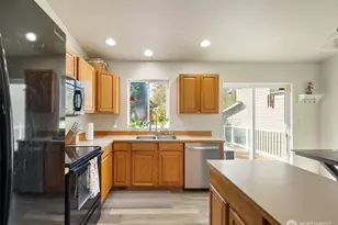 1085 Heron Ridge Ave, Port Orchard, WA 98366 - Photo 8