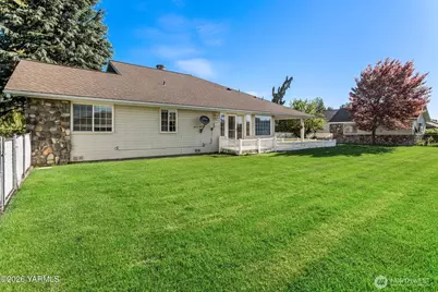 8204 Midvale Road, Yakima, WA 98908 - Photo 40