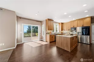 9100 NE Livingston Mountain Ct, Camas, WA 98607 - Photo 12