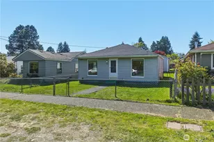 9013 11th Ave SW, Seattle, WA 98106 - Photo 4