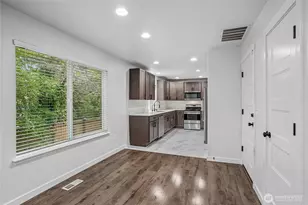 2101 103rd St E, Tacoma, WA 98445 - Photo 8
