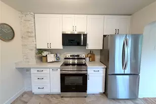 5304 NE 193rd St, Lake Forest Park, WA 98155 - Photo 8