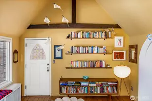 1014 E Roy St, Seattle, WA 98102 - Photo 2