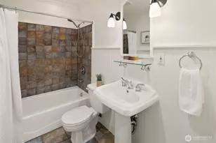 13020 NE 108th St, Kirkland, WA 98033 - Photo 26
