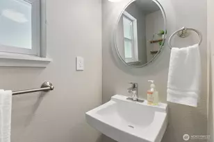 11504 92 Ave E, Puyallup, WA 98373 - Photo 26