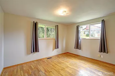 17810 Olympic View Drive, Edmonds, WA 98026 - Photo 20