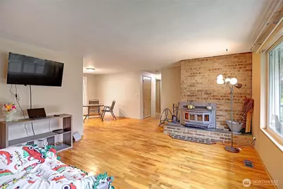 17810 Olympic View Drive, Edmonds, WA 98026 - Photo 18