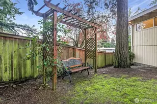 12647 SE 54th St, Bellevue, WA 98006 - Photo 26