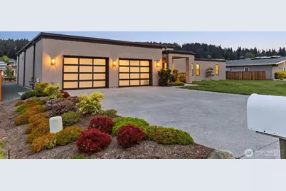 2181 Mariner Beach Drive, Oak Harbor, WA 98277 - Photo 2