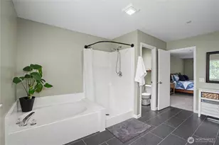 2219 Forrest St, DuPont, WA 98327 - Photo 30