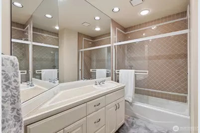 19925 NE 129th Street, Woodinville, WA 98077 - Photo 36
