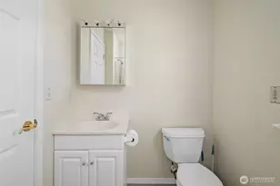 45 N Oak Harbor St, Oak Harbor, WA 98277 - Photo 40