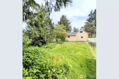 8428 S D Street, Tacoma, WA 98444 - Photo 12