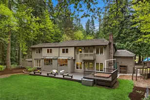 22542 NE 46th St, Redmond, WA 98053 - Photo 32