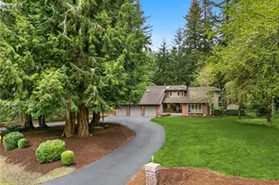22542 NE 46th St, Redmond, WA 98053 - Photo 2