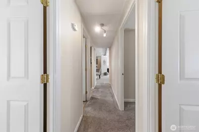 23807 7th Place W, Bothell, WA 98021 - Photo 20