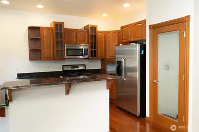 11816 SE 240th Place, Kent, WA 98030 - Photo 6