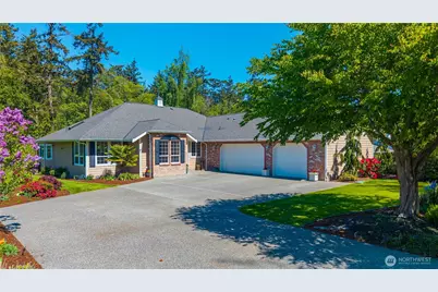 1546 Wedgewood Lane, Oak Harbor, WA 98277 - Photo 2