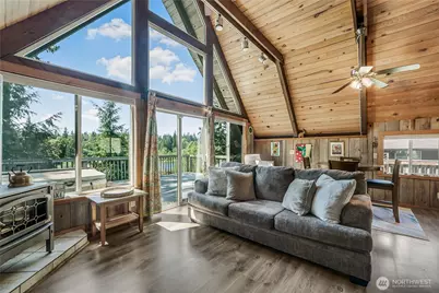1819 Lake Drive, Camano Island, WA 98282 - Photo 12