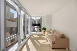 800 Columbia St, Seattle, WA 98104 - Photo 32