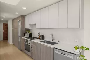 800 Columbia St, Seattle, WA 98104 - Photo 34