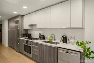800 Columbia St, Seattle, WA 98104 - Photo 12
