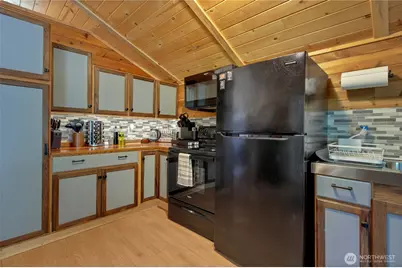 126 Osborn Rd, Ashford, WA 98304 - Photo 8