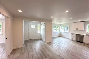 1743 SE Crawford Rd, Port Orchard, WA 98366 - Photo 4
