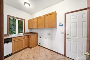141 E Winterwood Dr, Grapeview, WA 98546 - Photo 12