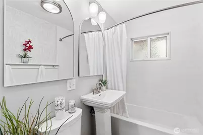 2300 NE 8th Place, Renton, WA 98056 - Photo 12