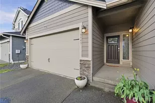 9945 Jackson St SE, Yelm, WA 98597 - Photo 4