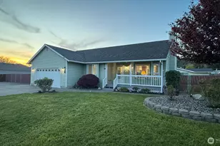 823 SW 21st St, Chehalis, WA 98532 - Photo 2