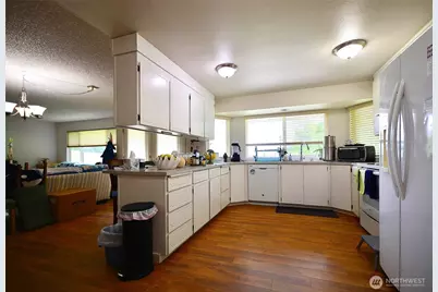 15807 Lawrence Place SE, Yelm, WA 98597 - Photo 30