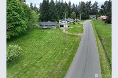 15807 Lawrence Place SE, Yelm, WA 98597 - Photo 1