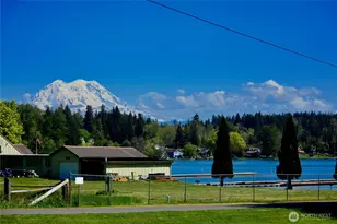 15807 Lawrence Pl SE, Yelm, WA 98597 - Photo 2