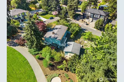 418 111th Avenue SE, Bellevue, WA 98004 - Photo 26