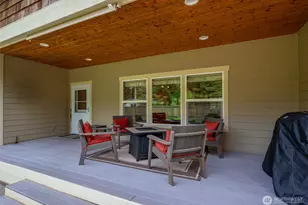 2106 Parker Rd NE, Coupeville, WA 98239 - Photo 28